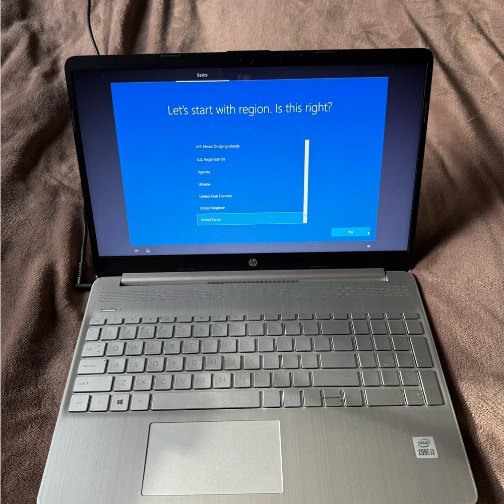HP Silver Laptop with Sleek Design